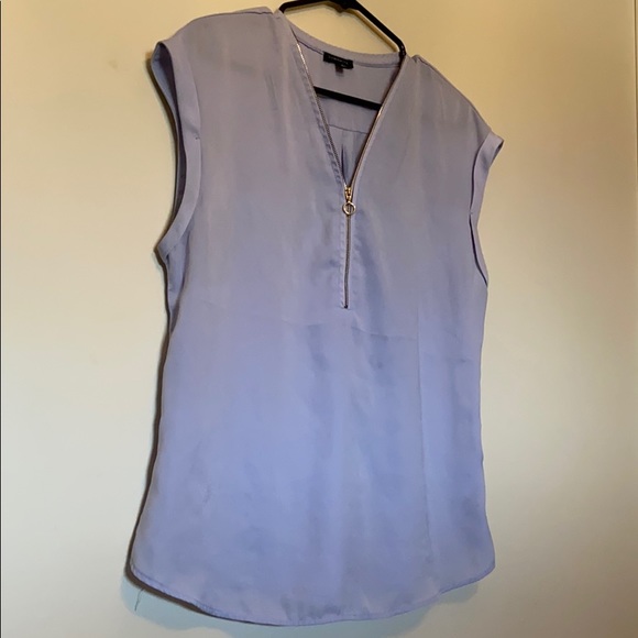 Light Lilac Top - Dynamite Clothing, Size M - Picture 4 of 5